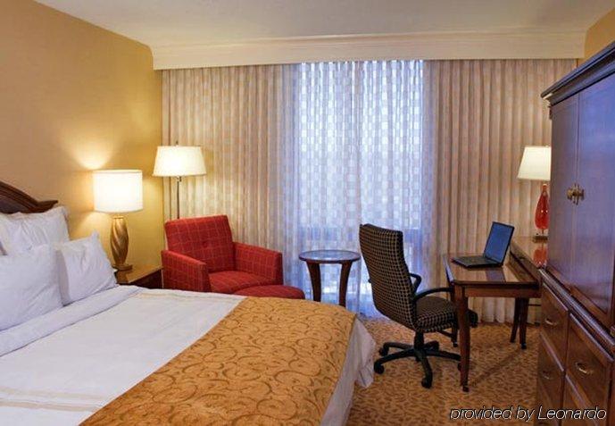 Marriott Hotel 4*
